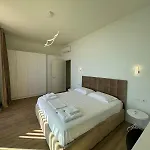 Vila Sea La Vie Palasë