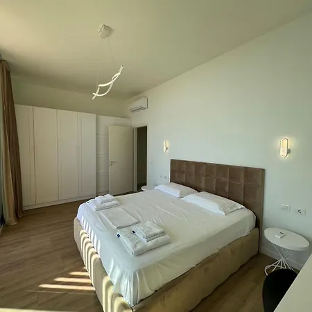 Villa Sea La Vie Palasë