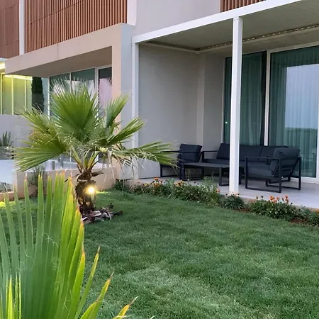 Sea La Vie Villa Palasë